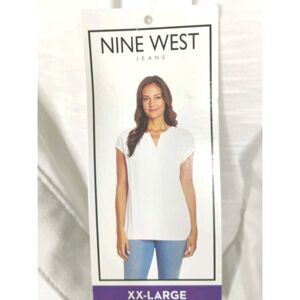 Nine West Top Women's XXL Cap Sleeve V-Neck Fashion Top  Size XXL See Pics